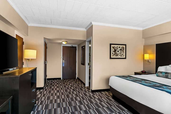 Room 16 of 31